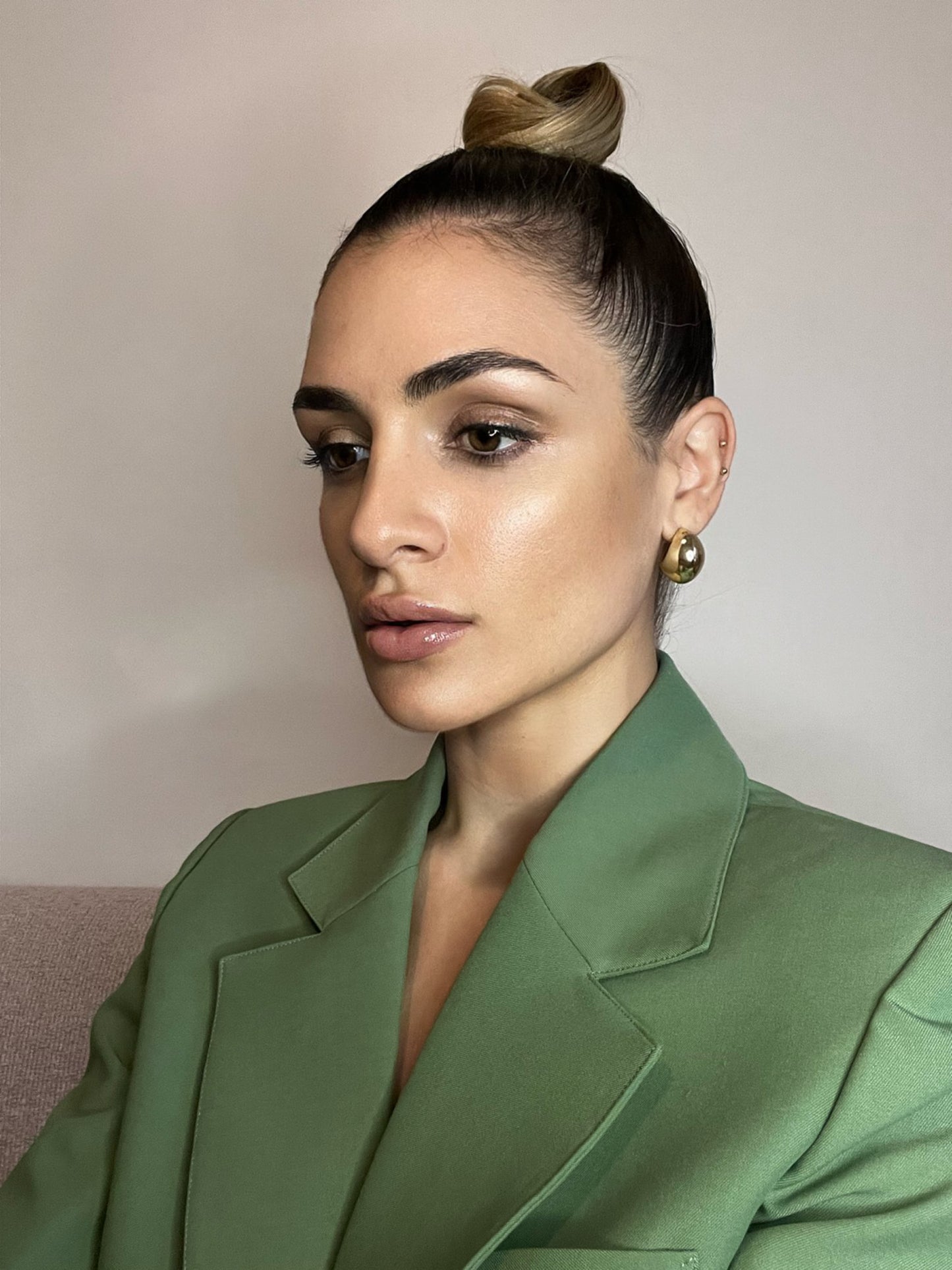 Hollow Hoop Earrings - Gold