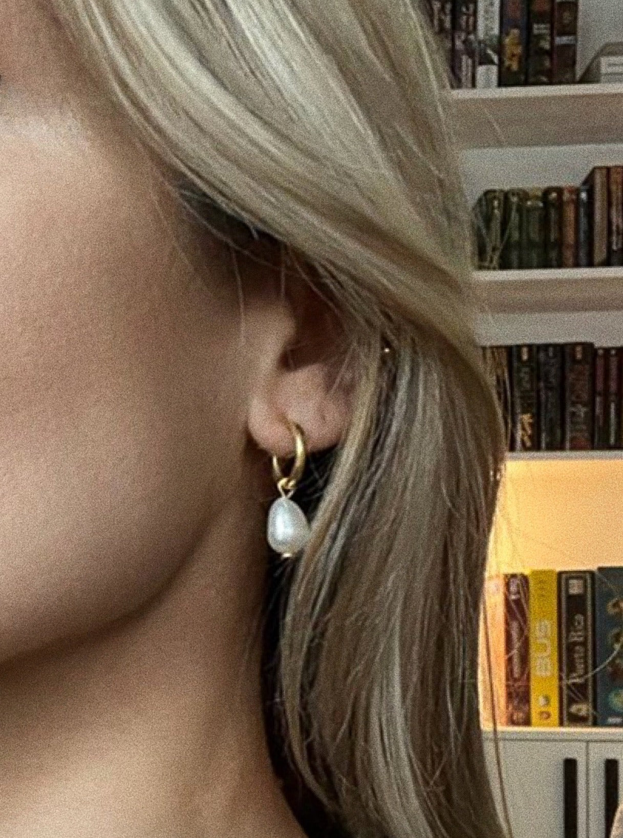Viktoria Hoop Pearl Earrings